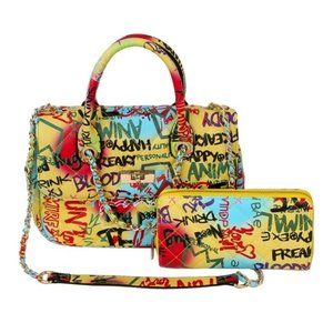 What's In your mind Graffiti Quilted Medium